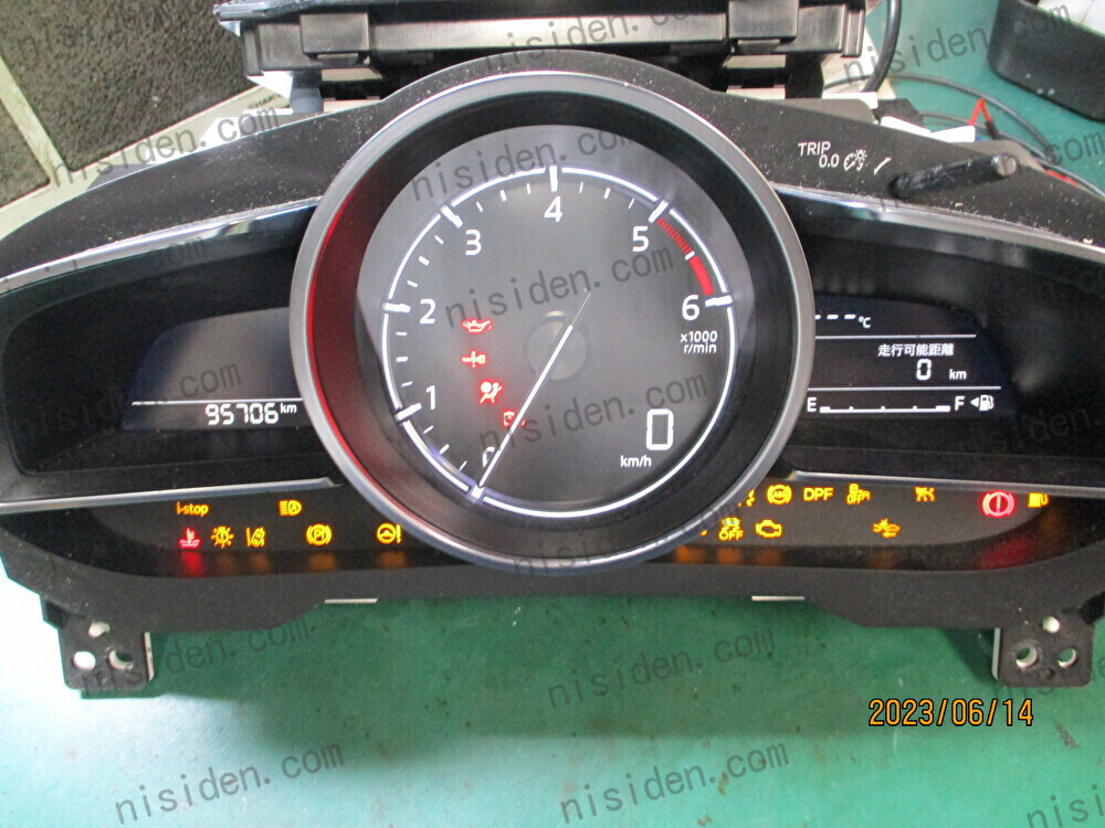 マツダ(MAZDA) スピードメーター/ファミリア アクセラ アテンザ MAZDA3 MAZDA6/ダッシュボード/マツダ純正部品/B46D55471G(B46D-55-471G) マツダ アクセラスポーツ デジタルスピード表示の異常 | 西日本電元